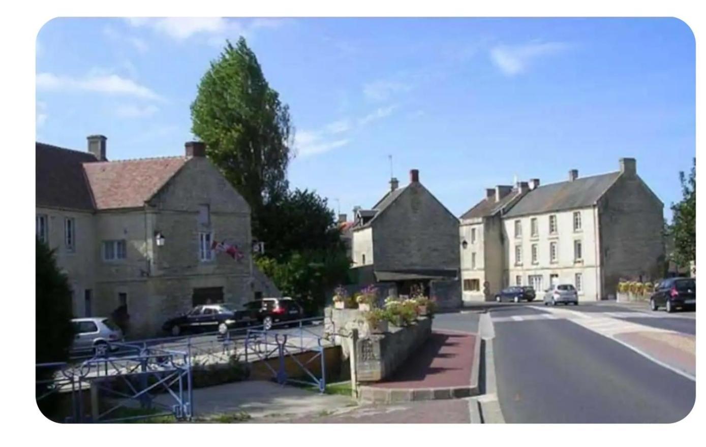 Logement Cosy Parking Prive Situe Au Coeur Du Village Reviers Zewnętrze zdjęcie